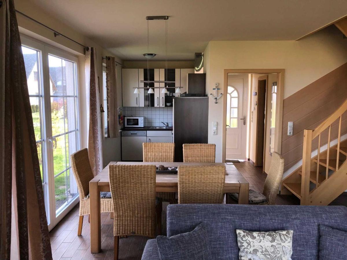 Ferienhaus Boddenblick Und Kranich Vieregge Exteriör bild