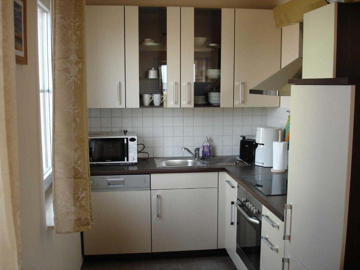 Ferienhaus Boddenblick Und Kranich Vieregge Exteriör bild